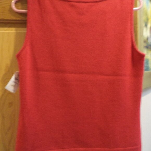 St. John Knit RED Tank Camisole   ~ New with Tags $300 ~  Excellent Size: SMALL - Picture 5 of 6